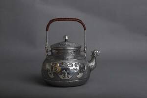 時代 純銀製 蔵六居造 饕餮文 鳳凰口湯沸 工芸品 古美術品 銀瓶 煎茶道具 重量805G