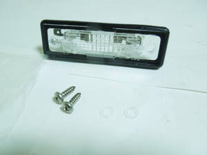 BMW E30(316~M3)他E12,E28,E24,M1,Z1用ライセンスプレートライト（ナンバー灯）1個　BMW純正新品(6326 1 372 763)