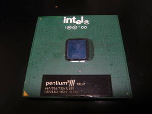 ◆Intel Pentium3 667MHz Coppermine FSB133 SL3XW 作動品