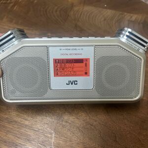 R-17☆60サイズ　JVC ポータブルデジタルレコーダー RD-R1-W ラジオ 