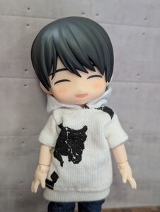 ハンドメイド　オビツ11サイズ　半袖フードパーカー　スリムパンツ　セット　オビツろいど　手づくり服　アウトフィット