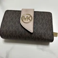 MICHEAL KORS折りたたみお財布