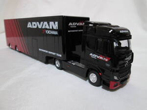 TSM　1/64　 メルセデス ベンツ アクターズ w/ レーシングトラック　アドバン　ADVAN【新品】