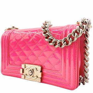 【中古】 CHANEL シャネル ボーイシャネル20 チェーンショルダー マトラッセ パテントレザー ネオンピンク 22番台 24002226 MK