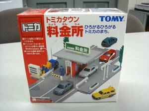 トミー　トミカタウン　料金所　旧トミカタウン　美品！