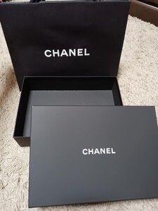 CHANEL シャネル 空箱　紙袋付き