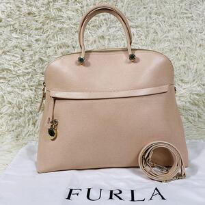 美品 FURLA 2way フルラ パイパー レザー ショルダーバッグ ハンドバック ゴールド金具 トート カバン 肩掛け A4対応 ピンク レディース