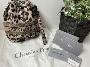 希少品！ディオール　DiorMizzaトラベル巾着ポーチバッグ　豹柄　Christian Dior DIOR クリスチャンディオール　レオパード　ヒョウ柄