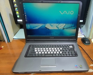 【送料無料】VAIO VGN-A74PS 17インチ WUXGA（1920×1200）WindowsXP Professional PentiumM 1.73GHz/1.5GB/80GB