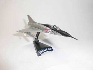 Ql843 Metal die-cast Dassault Mirage III ダッソー ミラージュIII フランス空軍 フランス航空宇宙軍 ダイカスト フィギア 模型