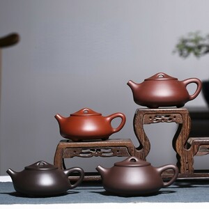 極上美品 紫砂壺 紫泥 手作りティーポット 中国茶器 カンフーティー 本物 急須 煎茶道具 古美術品 煎茶器 陶器 茶器 宜興産 中国古玩 lh695