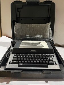 柏0725 アンティーク レトロ 昭和レトロ タイプライター オリベッティOlivetti 箱付き　美品