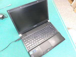 東芝　R731/W2MB corei5-2410 8GB SSD128GB DVD 11Home 13インチ