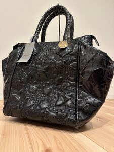 超希少デザイン　Vivienne Westwood ヴィヴィアンウエストウッド　バッグ　ハンドバッグ　エナメル　クロコ型押し　 トートバッグ