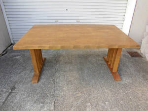 落ち着いた雰囲気の天然木テーブル　ウレタン樹脂塗装　４人用サイズ　W1500　D900　H660　＊直接引取り限定