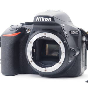 102862☆極上品☆Nikon Digital Single Lens Reflex Camera D5600, blk