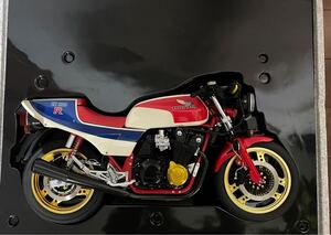 AUTOart オートアート　HONDA CB1100RD（RD）1/6 1983 ホンダ 完成品