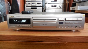 TEAC ティアック CD-P1850 CDプレーヤー CDR対応　動作品　中古