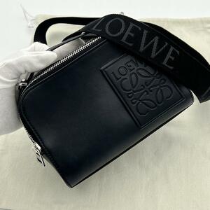 LOEWE ロエベ カメラ クロスボディバッグ ミニ 2WAYバッグ 黒 ブラック ショルダーバッグ レディース 斜め掛け可 アナグラム ハンドバッグ