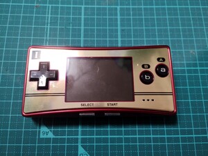 【中古】【動作品】任天堂 ゲームボーイミクロ GAMEBOY micro ファミコンバージョン　本体