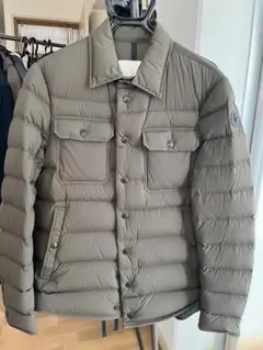 MONCLER ダウンジャケット