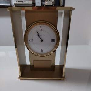 真鍮製の高級感溢れるティファニー置き時計【4.5kgの重量級商品】