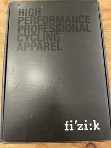 新品☆未使用品　FIZIK/フィジーク　LINK(リンク)R3 ビブショーツ　Lサイズ