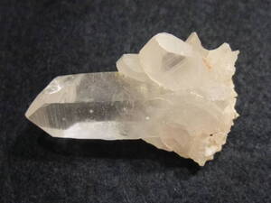 水晶王道!ヒマラヤ水晶rock crystalクラスターパーツ!!結晶原石 125.75ct 天然石　1　万能パワー 色々まとめてたくさん大量同梱可能 765-9