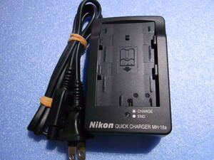 【美品】NIKON ニコン　【純正品】 バッテリー 充電器　 MH-18a 　EN-EL3e EN-EL3a EN-EL3 用　動作品　