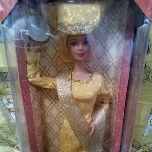 マテル Barbie　MINANG Barbie ”Dolls of Indonesia Special Series “箱入り保管品