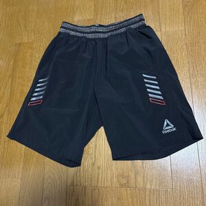 LesMills レズミルズ　リーボック ハーフパンツ ショーツ　黒S