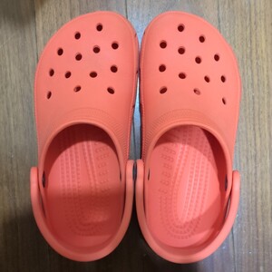 クロックス crocs サンダル キッズ　22センチ　タンジェリン