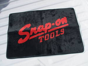 未使用　スナップオン　Snap-on　工具 マット　フロアー　インテリア　足ふき　浴室　