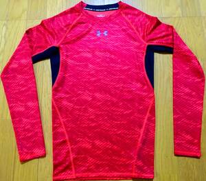 ★新品★UNDER ARMOUR heat gear 長袖シャツ　M /赤