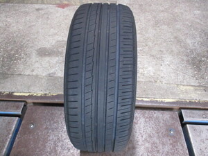 ｉ－１４７６０　２１５／４５Ｒ１７　ヨコハマ　ブルーアースＡ　ＡＥ５０　２０１８年製　６分山　１本