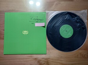 ★little creatures meets future aliens green★リトル・クリーチャーズ★直筆サイン付（為書きあり）★Autographed★中古LP