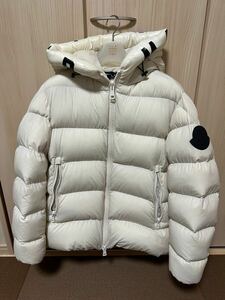  MONCLER モンクレール ダウンジャケット　アイボリー　サイズ4