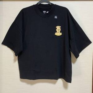 UNIQLO(ユニクロ) - ライズ アゲイン バイ ヴェルディ UT（グラフィック Tシャツ・5分袖）( XLサイズ・ブラック・大人気完売品・VERDY )