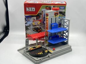 即決有★トミカ トミカタウン まちがうごくよ！ 立体駐車場 パーキング★トミカのまち