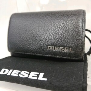 C Φ【商品ランク:B】 ディーゼル DIESEL ロゴメタル 本革 レザー 三つ折り 6連 キーケース 鍵入れ ブラック 黒系 使いやすさ◎ 