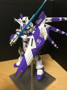 ガンプラ Hi νガンダム　塗装済み