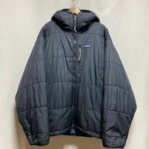 人気色 F01 ブラック×ネイビー パタゴニア ダスパーカー XL 00s 古着 ヴィンテージ 2001 Patagonia DAS PARKA 中綿 黒 オールド 希少