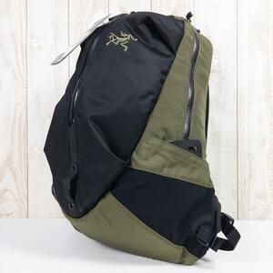 OneSize グリーン系 Arcteryx ( アークテリクス ) アロー 16 Arro 16L バックパック デイパック 24018