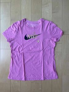 NIKE ウィメンズ　Tシャツ　ナイキ　ピンク