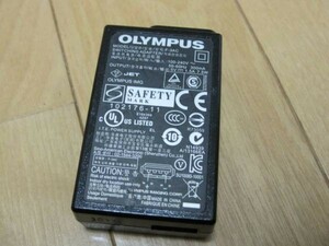 [即決]OLYMPUS 本体充電用 ACアダプタ F-3AC 専用USB