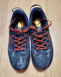 ASICS　FUJI　LITE3　トレイルランニングシューズ　サイズ28.0cm