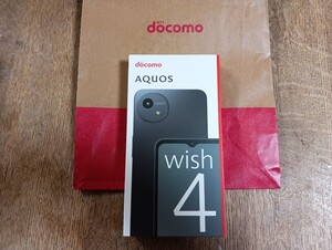 未使用新品　AQUOS SH-52E wish4 ブラック シャープ ドコモ