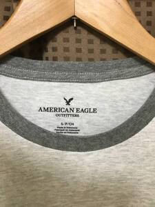 セール! 正規品 本物 新品 アメリカンイーグル Tシャツ AMERICAN EAGLE Tシャツ シルエット綺麗 グレー系 着心地抜群 綿100% XS ( S