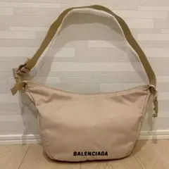 【美品】人気色　BALENCIAGA ボディバッグ　スリングバッグ　ショルダー