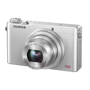 中古 １年保証 美品 FUJIFILM XQ1 シルバー